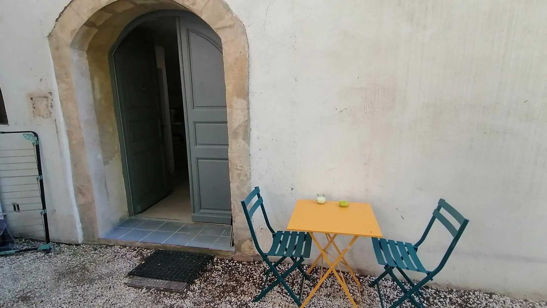 Studio De Charme Au Coeur D'Arles France